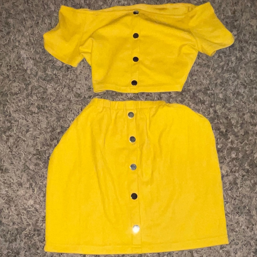 Yellow skirt set